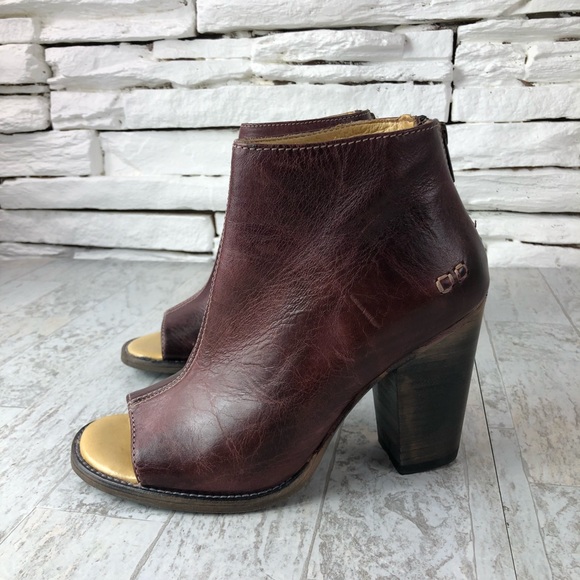 Bed Stu Shoes - Bed Stu “Onset” Bootie Burgundy Peep Toe Back Zip